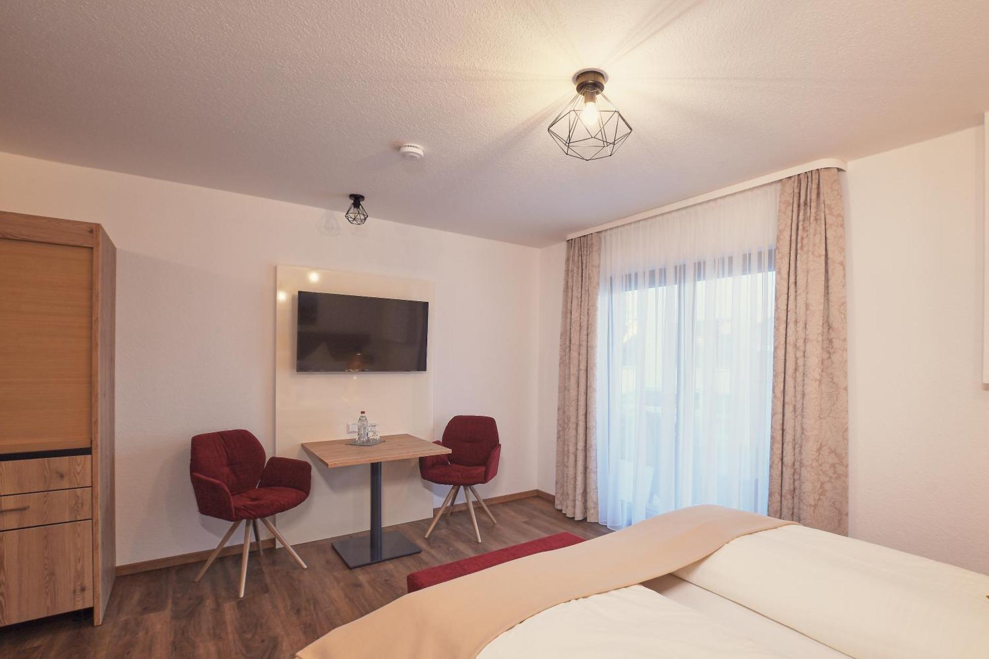 Landgasthaus Zollerstuben Bermatingen Luaran gambar