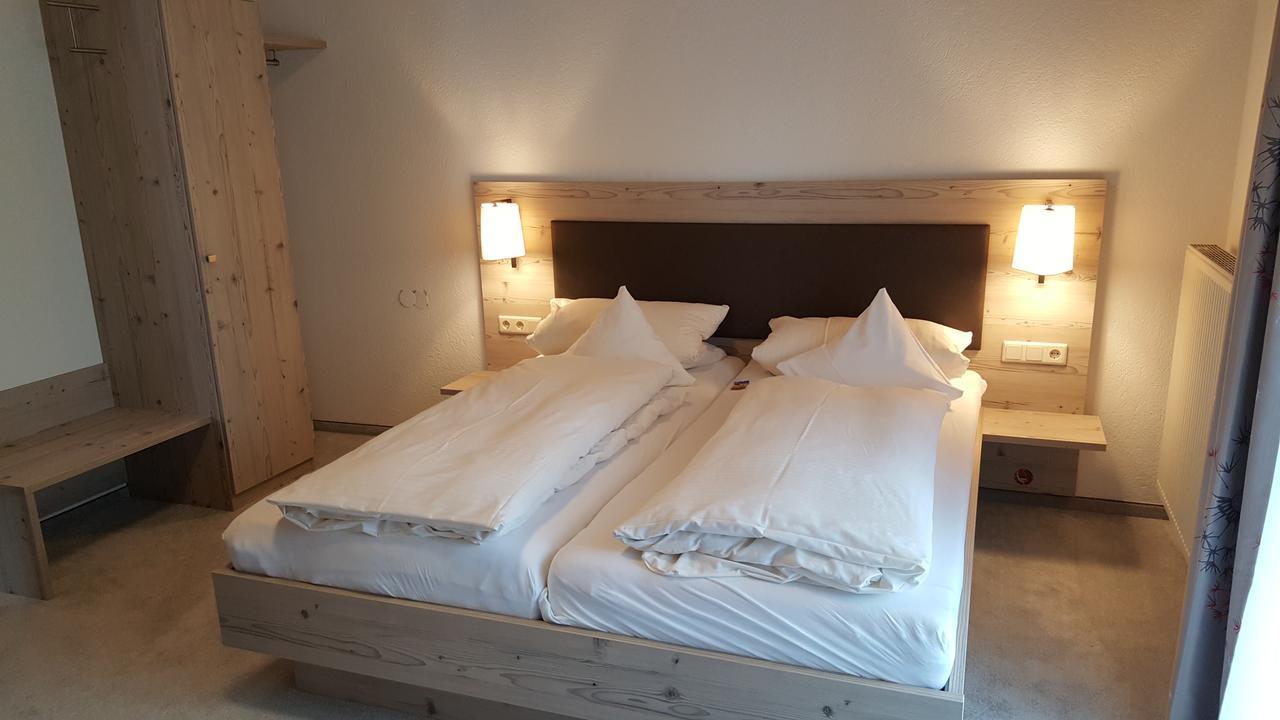 Landgasthaus Zollerstuben Bermatingen Luaran gambar